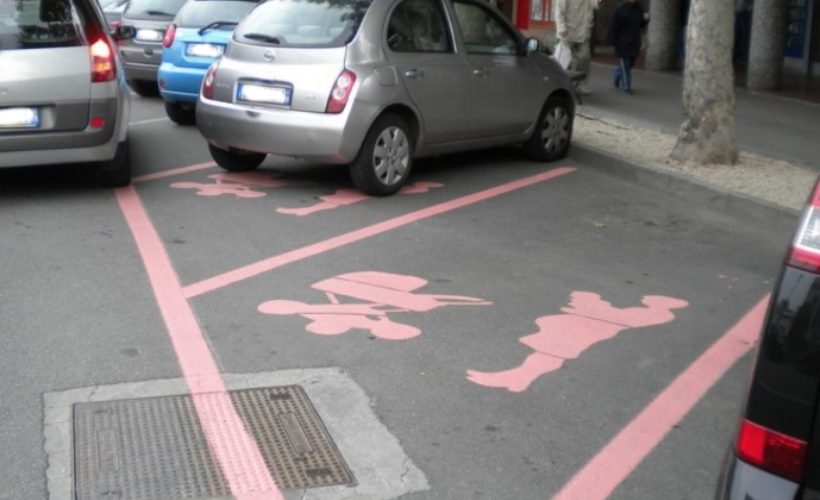 parking for pregnant women and women with children